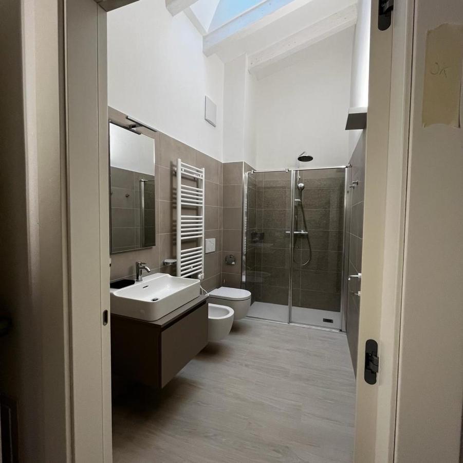 Smart Apartments Palazzo Mazzini Rovereto  Kültér fotó