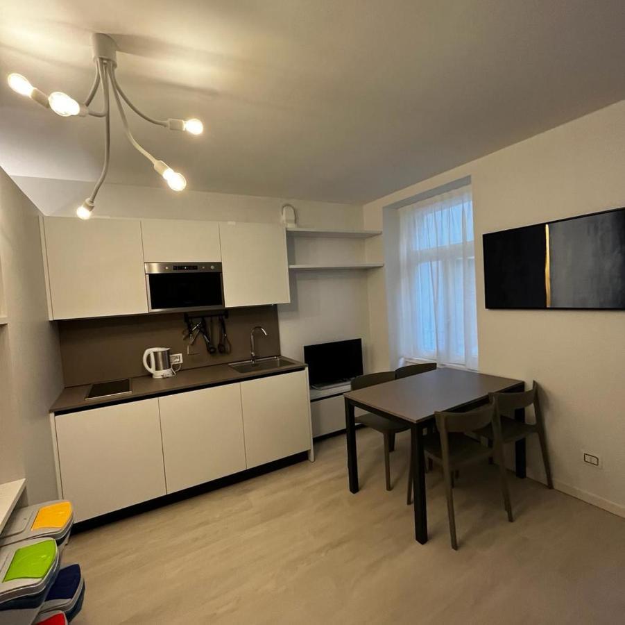 Smart Apartments Palazzo Mazzini Rovereto  Kültér fotó
